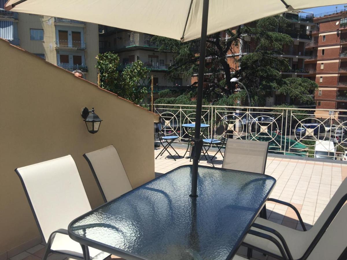 Stabia Holiday House Castellammare di Stabia Exterior photo